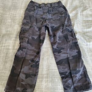 The Children's Place 7 husky camo cargo pants NWOT